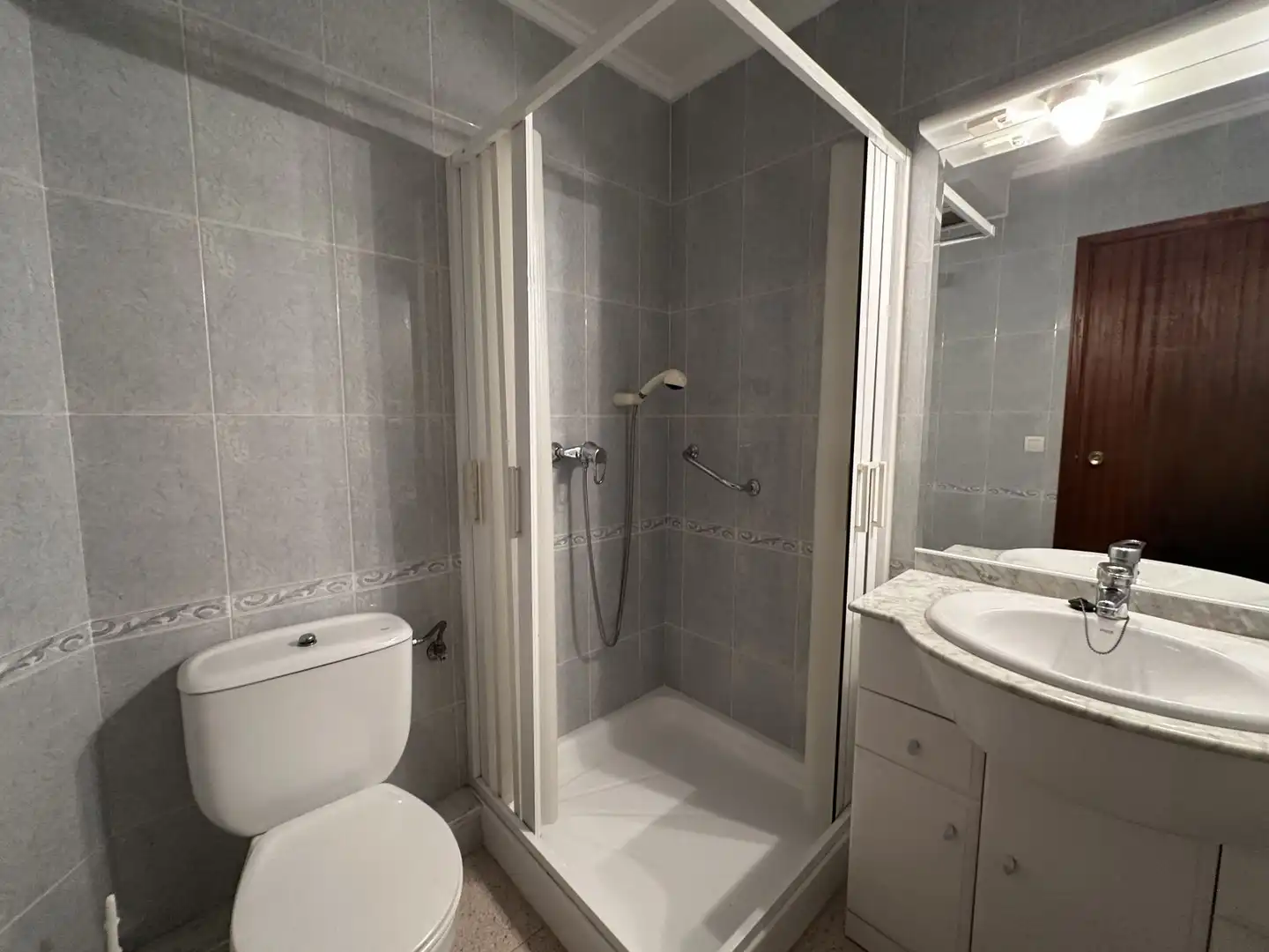 Baño de Piso en venta en Ontinyent con Calefacción, Terraza y Trastero