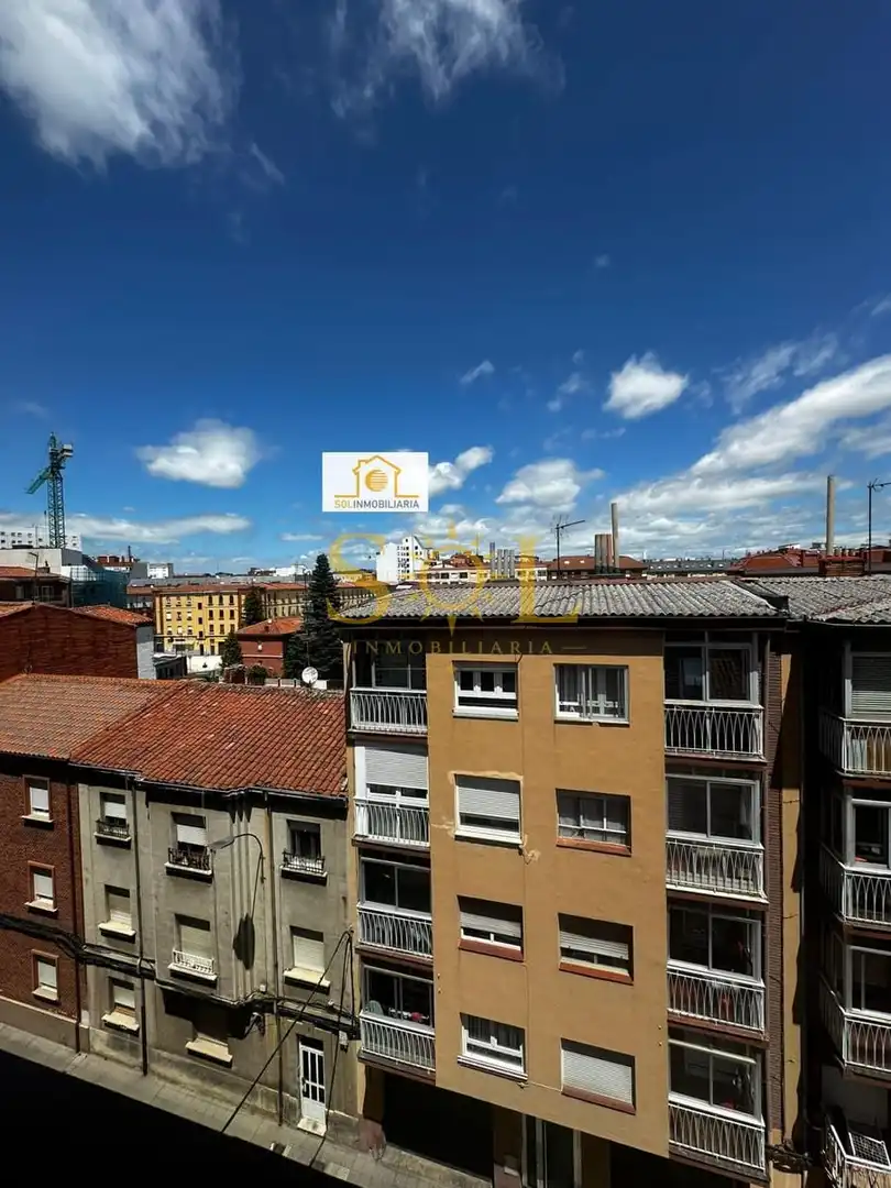 Piso en venta en Calle San Juan de la Cruz, 4, San Mamés - La Palomera