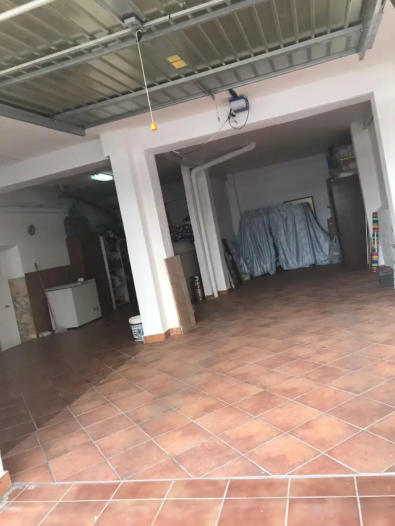 Houses for sale in Úbeda  with Air Conditioner, Terrace and Storage room