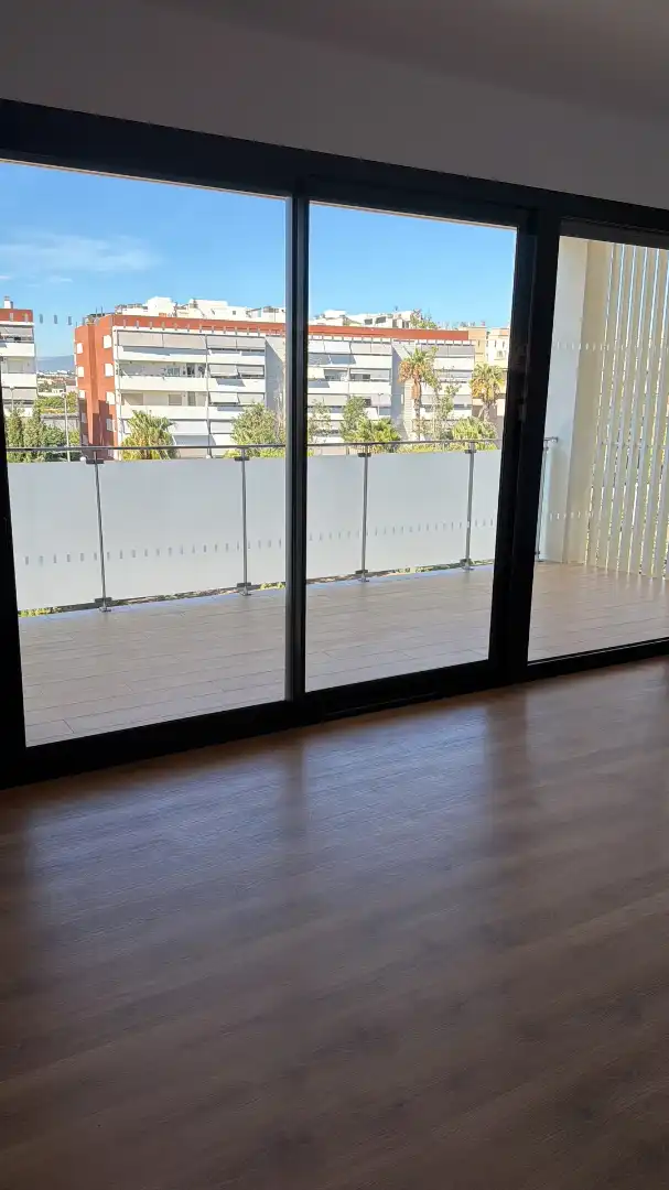 Piso con terraza en alquiler en Avinguda de Salvador Vilaseca, imagen 10