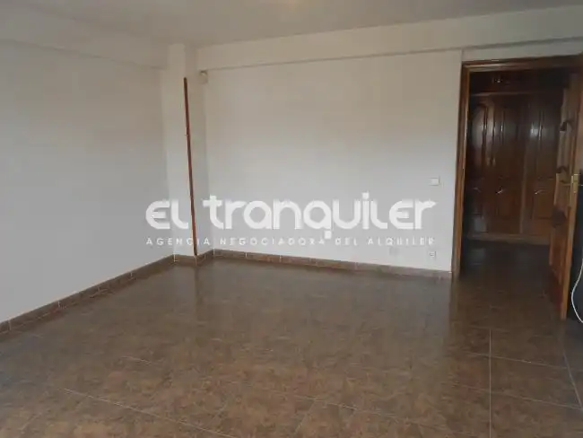Schlafzimmer von Wohnung zur Miete in Madrid mit Terrasse