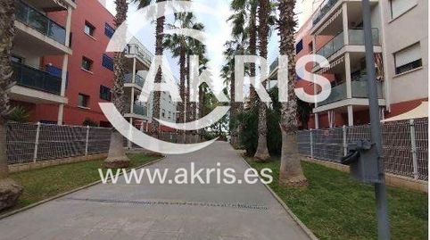 Foto 2 de Piso en venta en Avenida de Los Naranjos, Riba-roja de Túria, Valencia