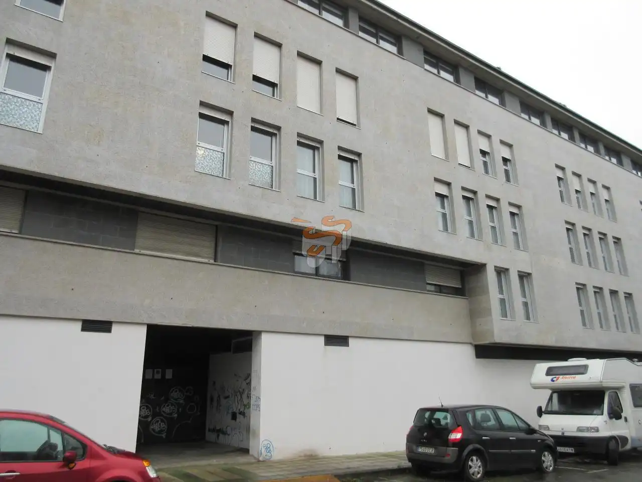 Local comercial en venta en A Malata - Catabois - Ciudad Jardín