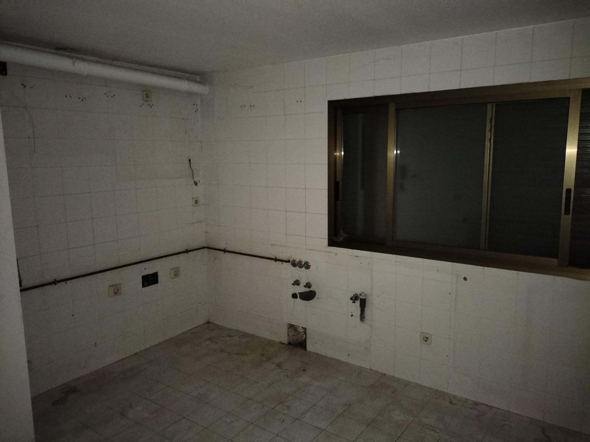 Cocina de Casa adosada en venta en Galapagar con Jardín privado, Terraza y Piscina