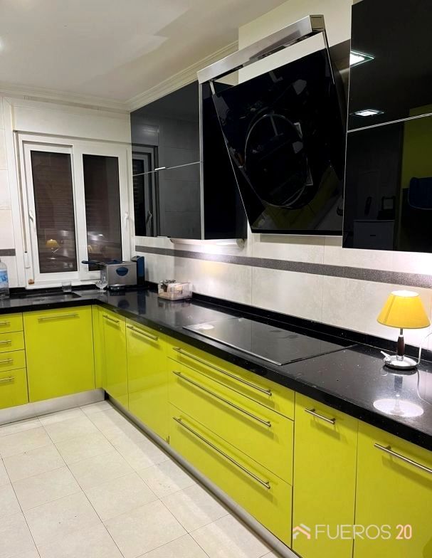 Kitchen of Flat for sale in Bilbao   with Heating and Private garden