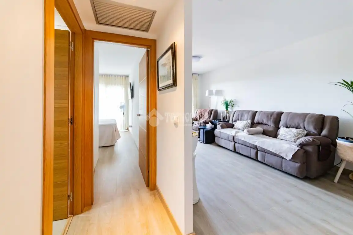 Schlafzimmer von Wohnung zum Verkauf in Calafell mit Klimaanlage, Abstellraum und Balkon