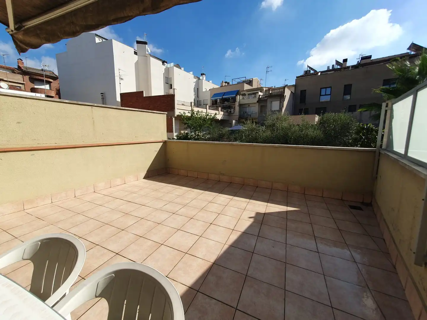 Appartamento con terrazza in affitto a Carrer de Faraday, imagen 12