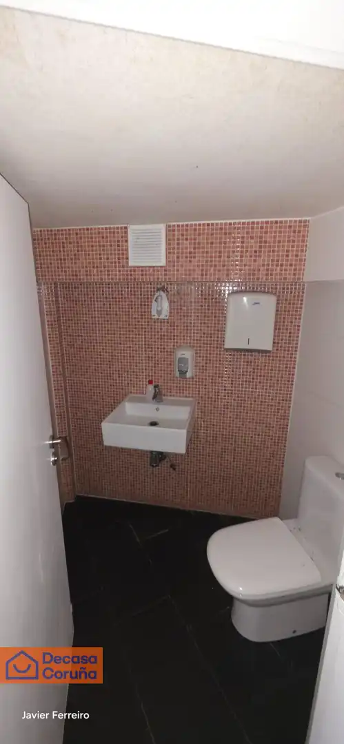 Baño de Local de alquiler en Centro - Juan Flórez - Plaza Pontevedra