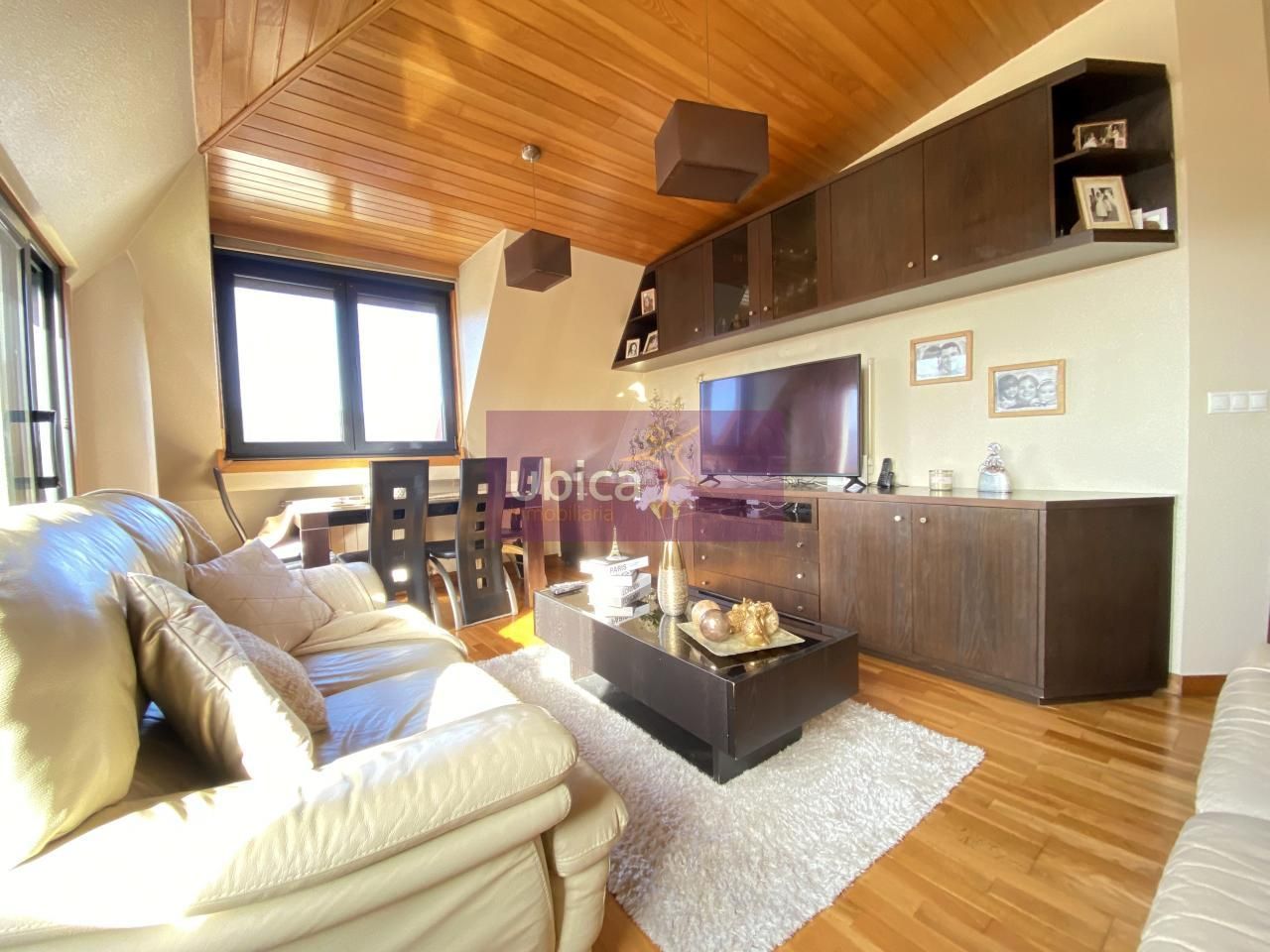 Wohnzimmer von Dachboden zum verkauf in O Porriño   mit Heizung, Terrasse und Abstellraum