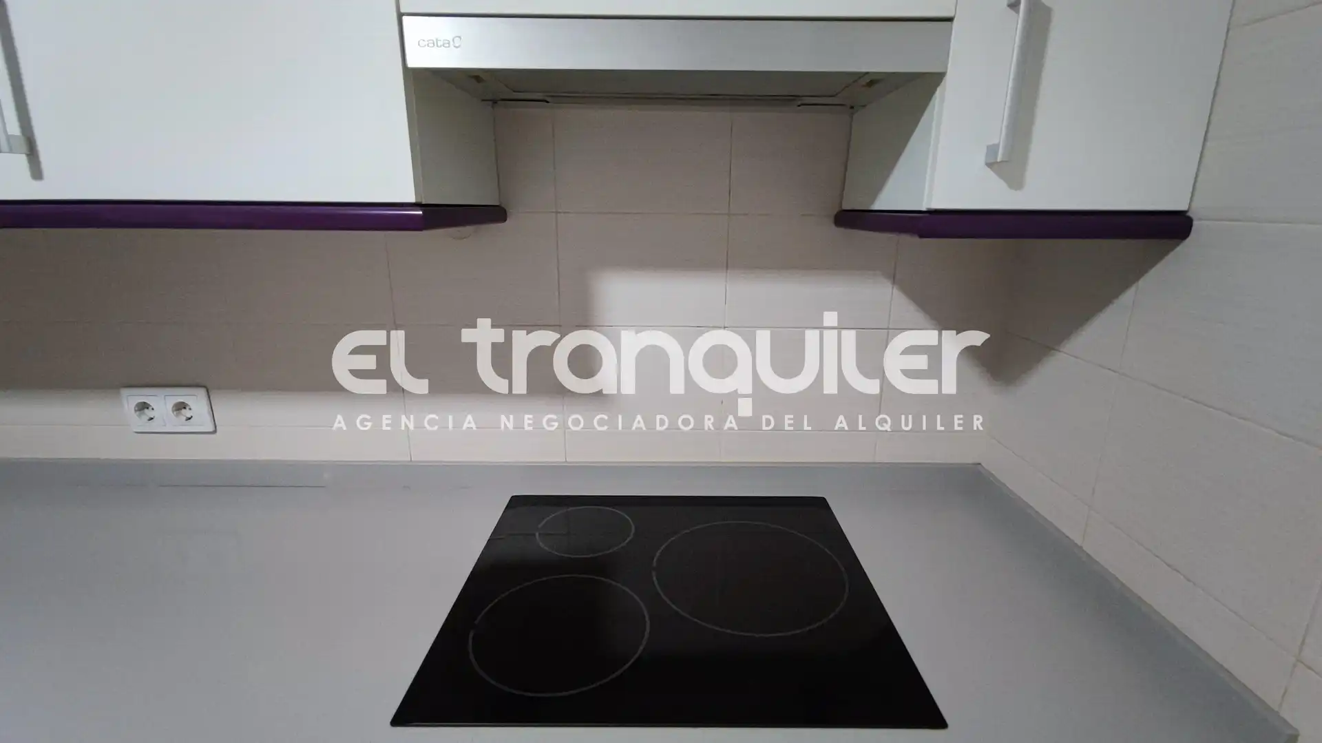Flat for rent in Calle Tubas, Cuatro vientos