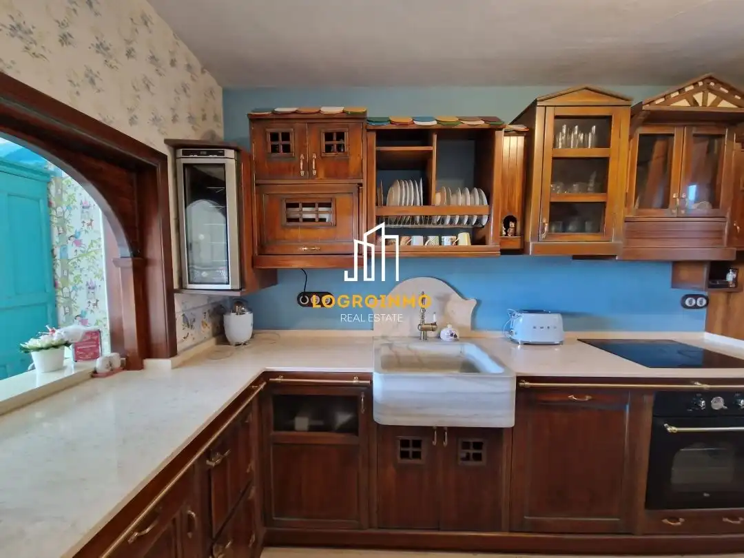 Kitchen of Houses for sale in Lapoblación  with Heating, Private garden and Parquet flooring