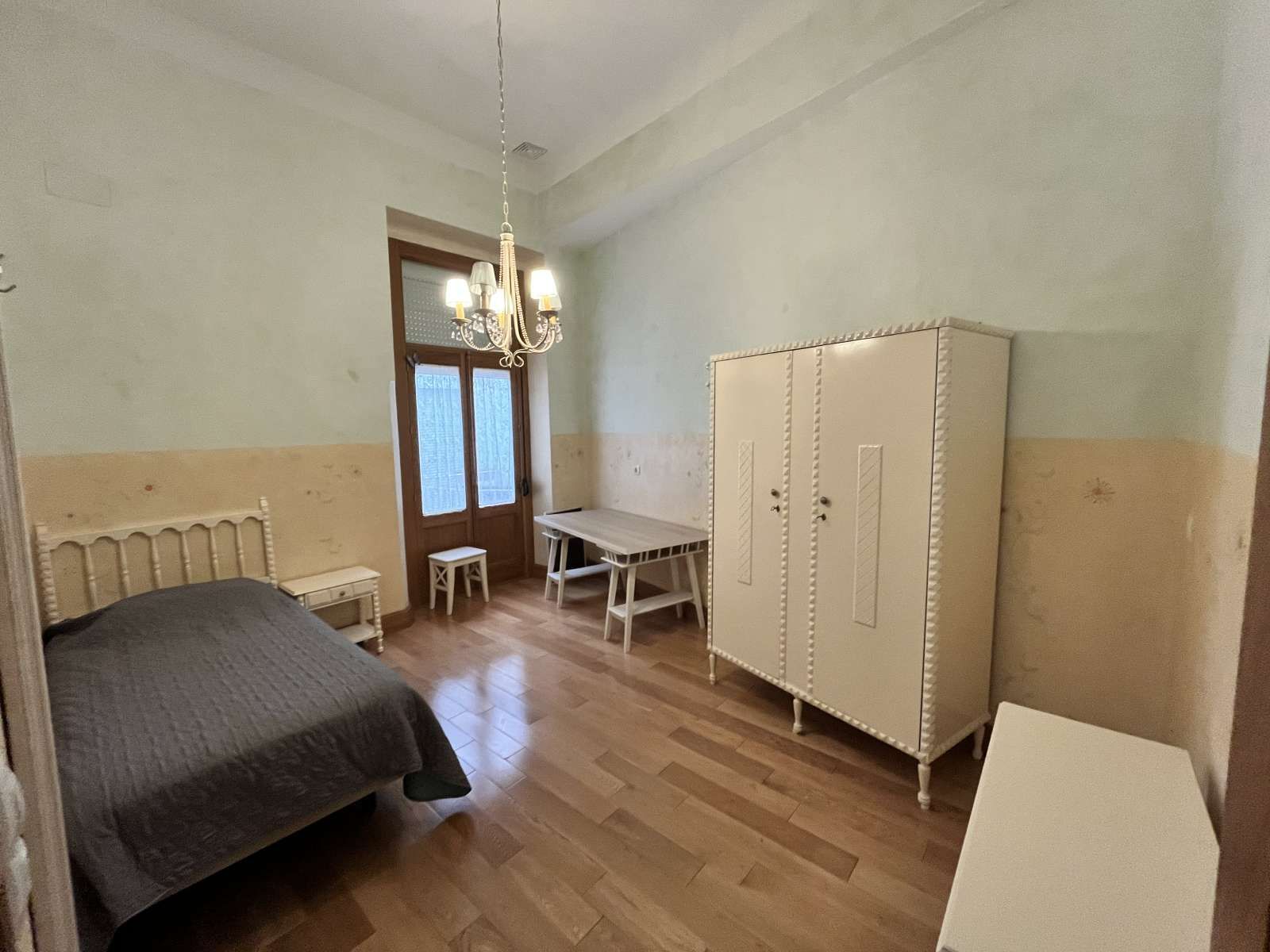 Bedroom of Flat for share in  Cádiz Capital  with Air Conditioner and Terrace