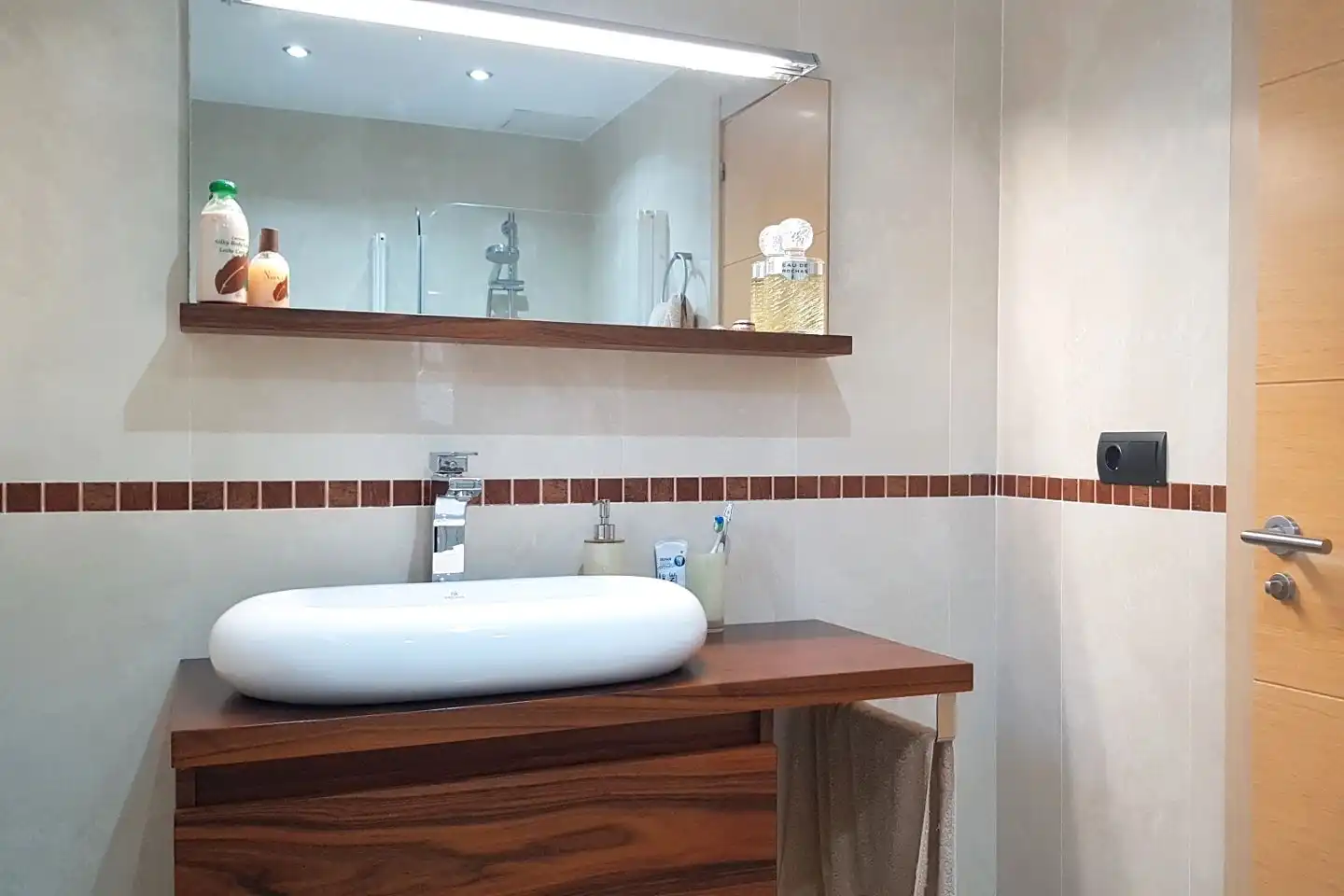 Bany de Casa o xalet en venda en L'Ametlla de Mar  amb Aire condicionat, Jardí privat i Terrassa