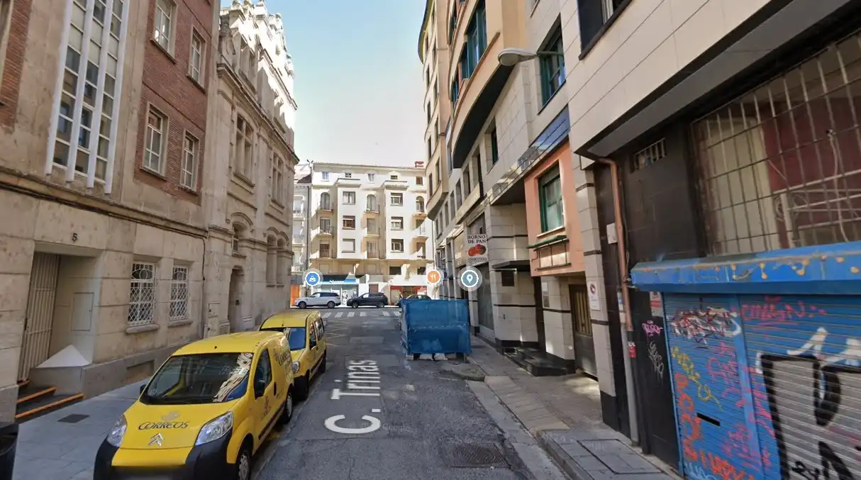 Exterior view of Garage for sale in Burgos