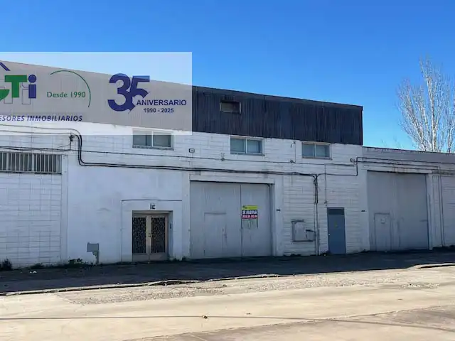 Vista exterior de Nau industrial de lloguer en Utebo