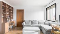 Living room of Flat for sale in  Barcelona Capital  with Heating