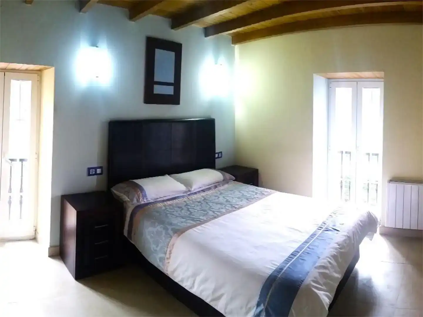 Dormitori de Casa o xalet en venda en Coaña amb Aire condicionat i Balcó