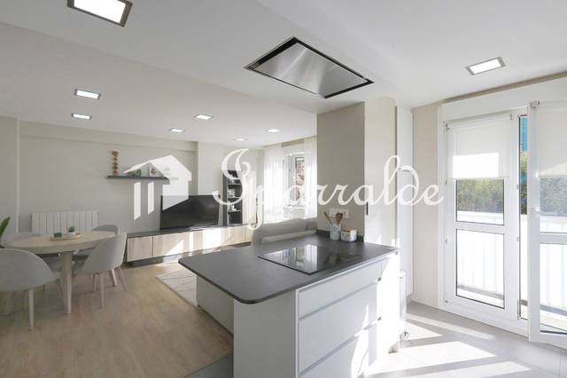 Piso en Venta en Irun - Bertsolari Uztapide en Palmera - Dumboa - Arbes