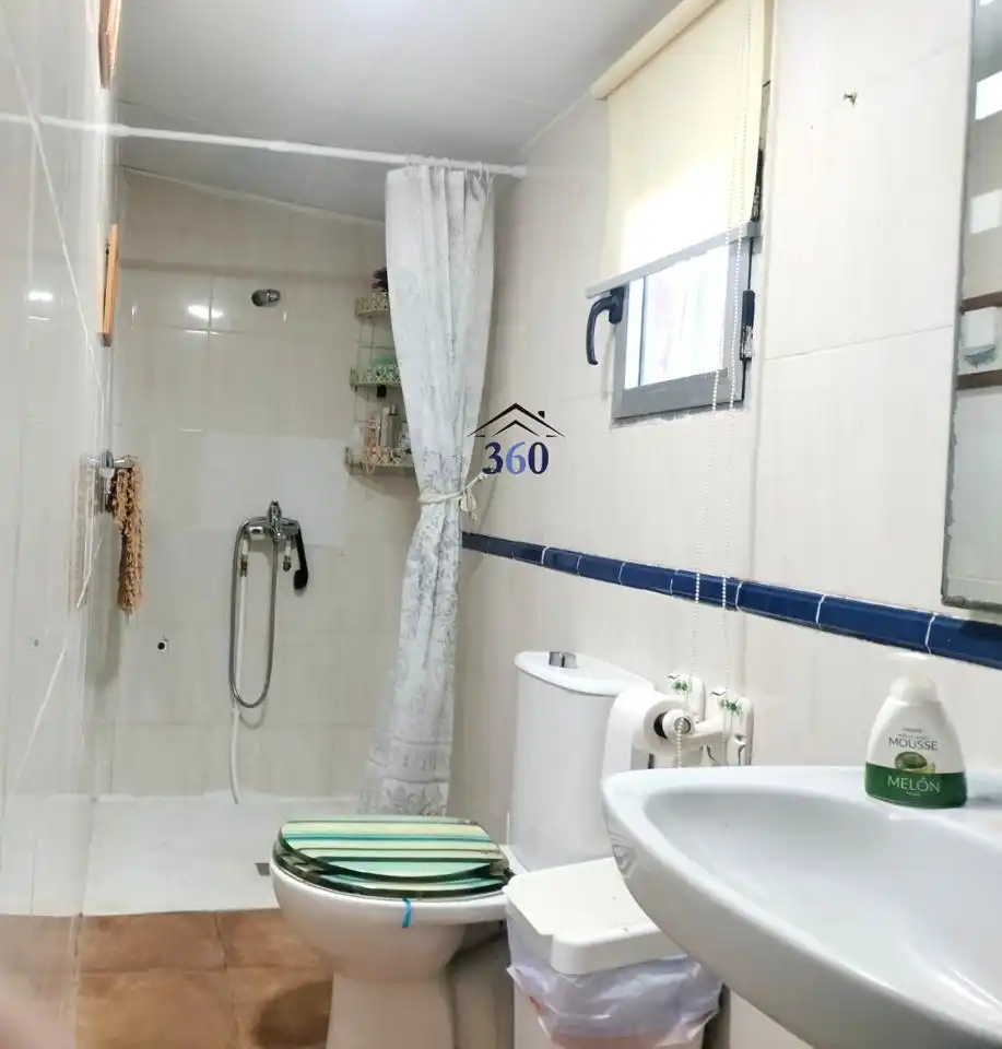 Baño de Finca rústica en venta en Alcuéscar