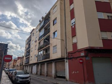 Pis amb balcó en venda a TRANSFORMADOR