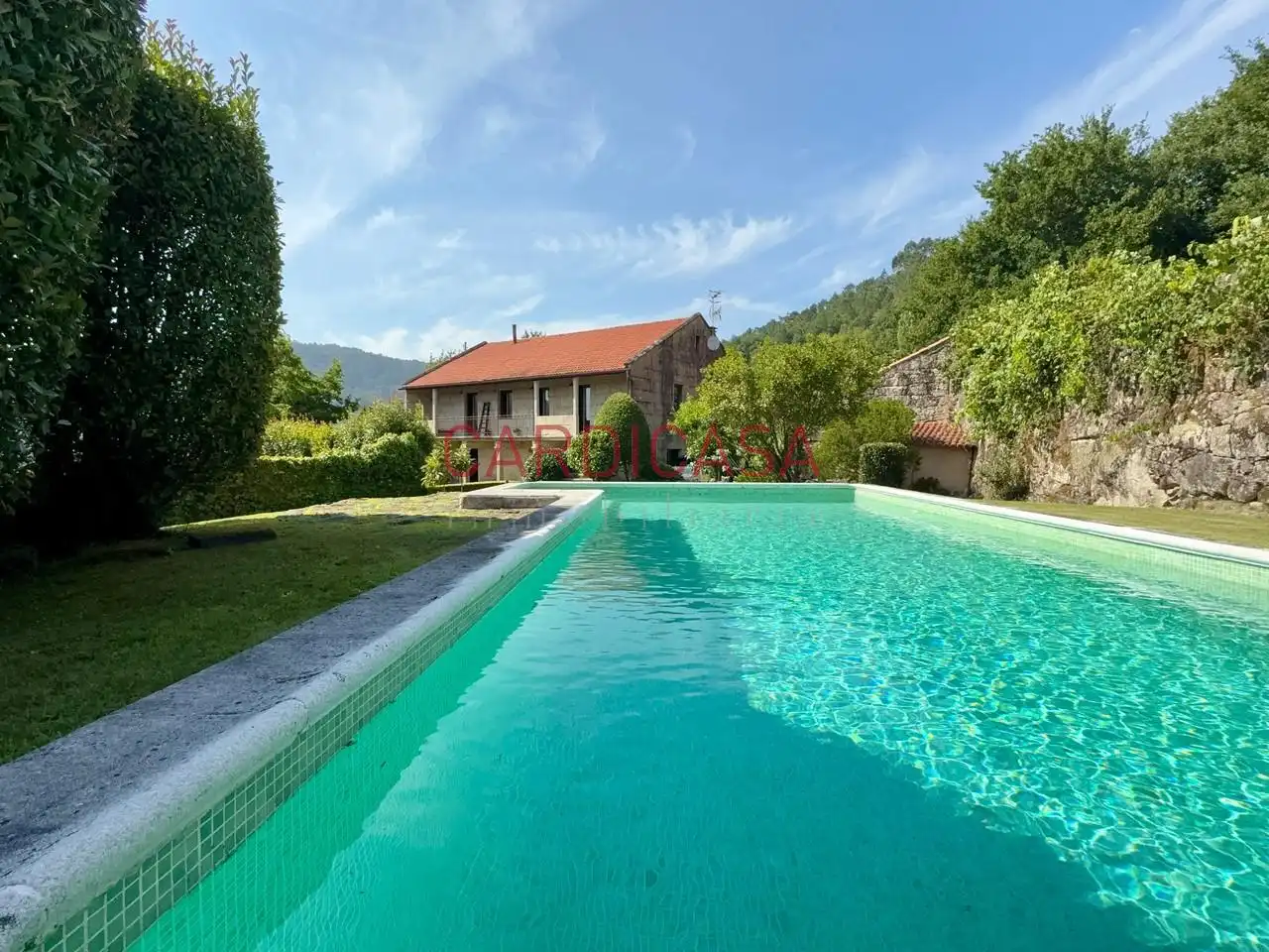 Piscina de Casa o xalet en venda en Mondariz amb Calefacció, Jardí privat i Terrassa