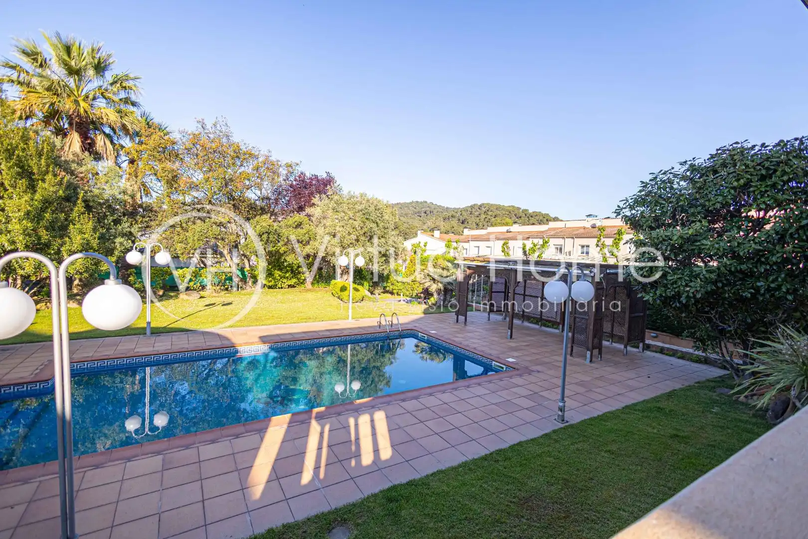 Chalet con piscina en venta en Santa Susanna, imagen 4