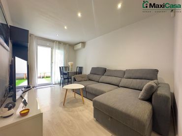 Bajo con ascensor en venta en calle d'Andorra