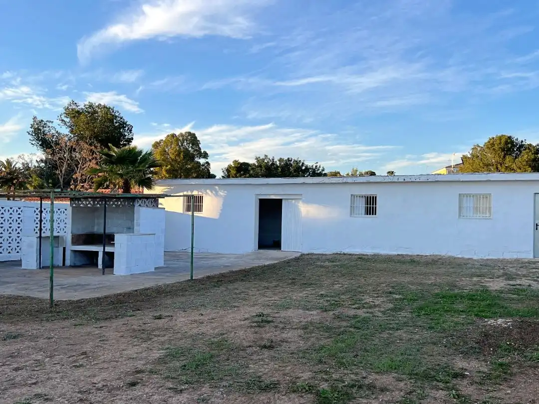 Vista exterior de Residencial en venta en La Pobla de Vallbona