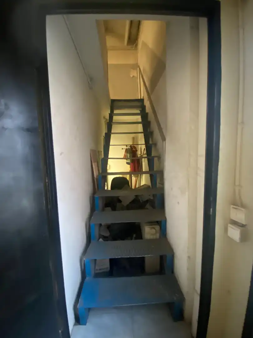 Nave industrial en venta en Cornellà de Llobregat con Calefacción y Alarma