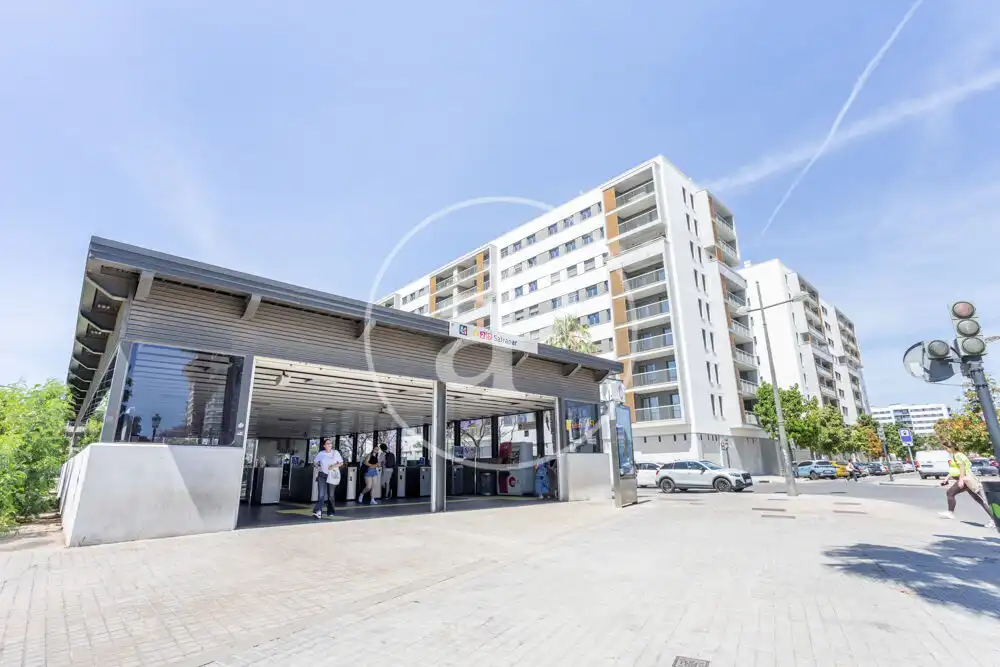 Vista exterior de Piso en venta en Valencia con Aire acondicionado, Calefacción y Jardín privado