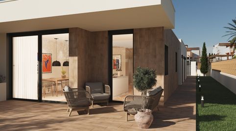 Foto 2 de Casa adosada en venta en Carrer Montserrat Roig, Roda de Berà, Tarragona