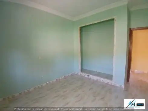 Dormitori de Casa o xalet en venda en Layos amb Jardí privat