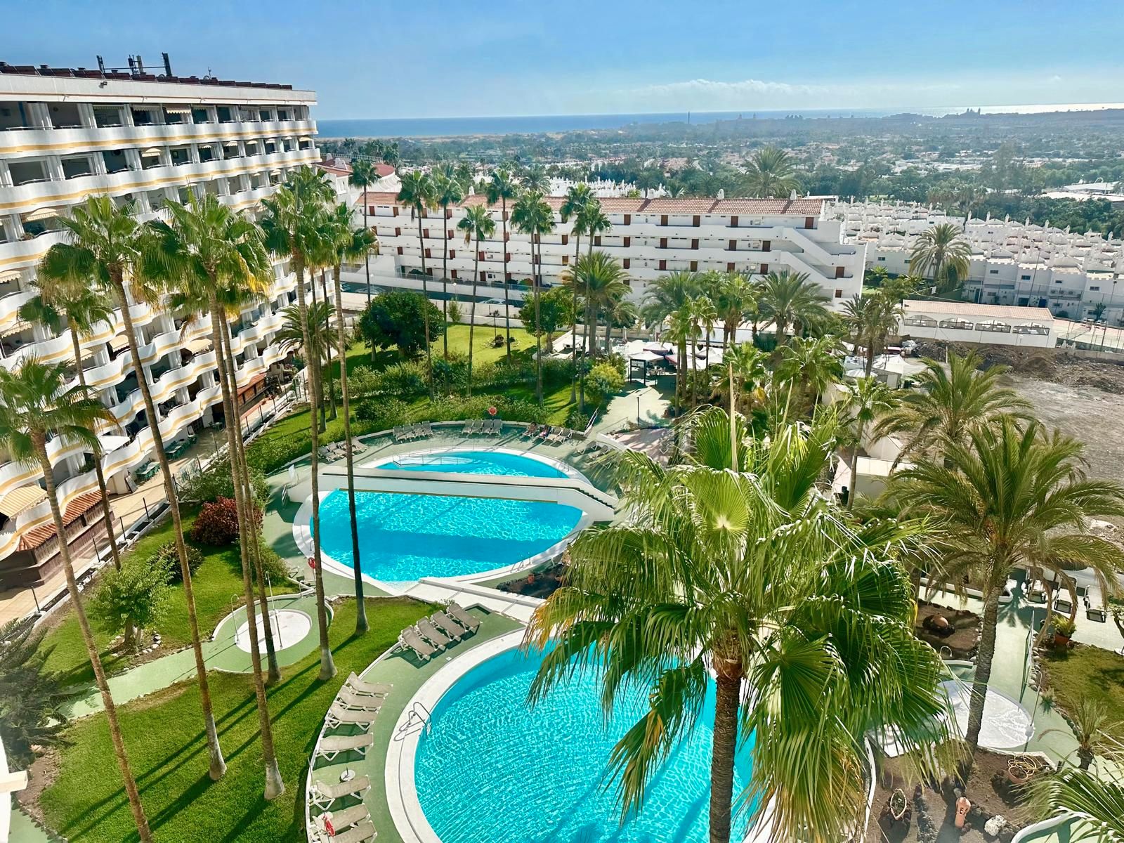 Vista exterior de Pis en venda en San Bartolomé de Tirajana amb Aire condicionat, Terrassa i Traster