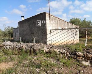 Country house for sale in Camarles