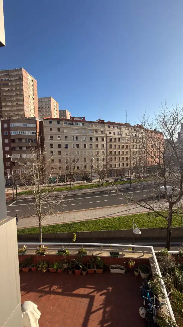 Exterior view of Flat for sale in Bilbao   with Furnished