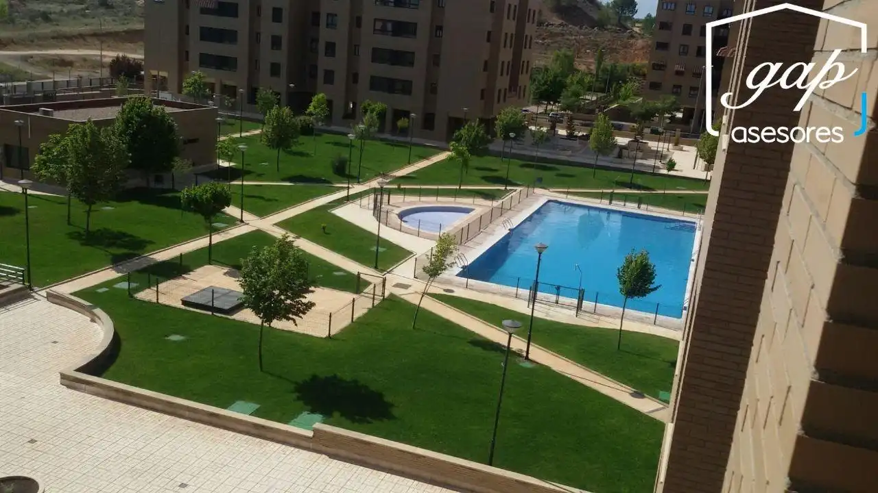 Flat with pool to rent in Alameda, imagen 3