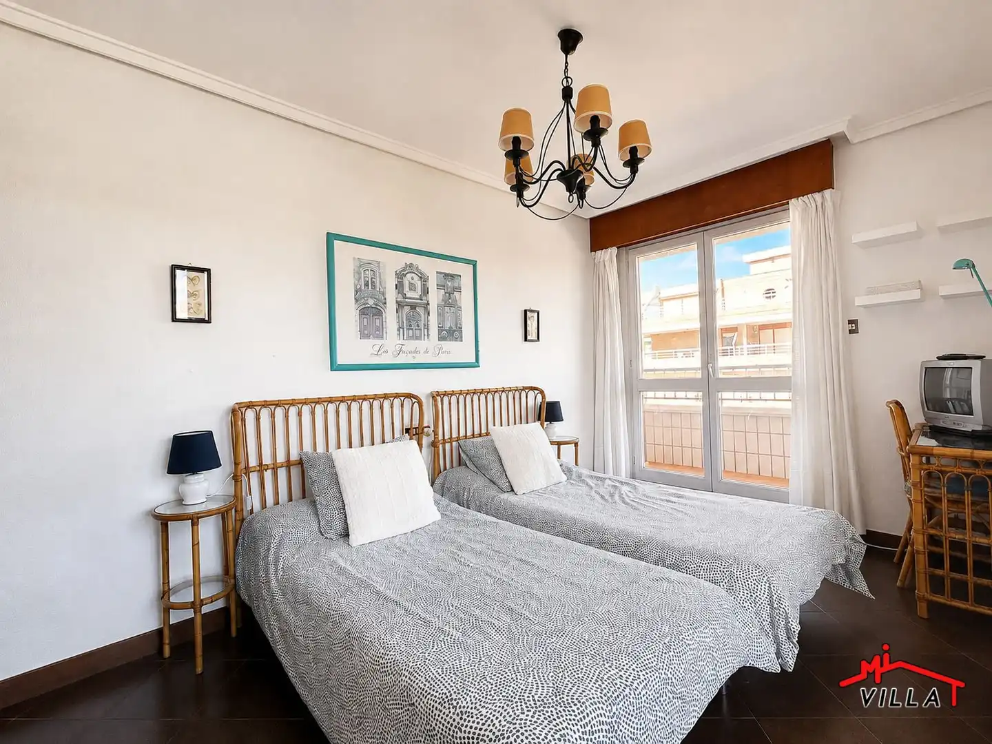 Habitación de Piso en venta en Laredo con Calefacción y Terraza