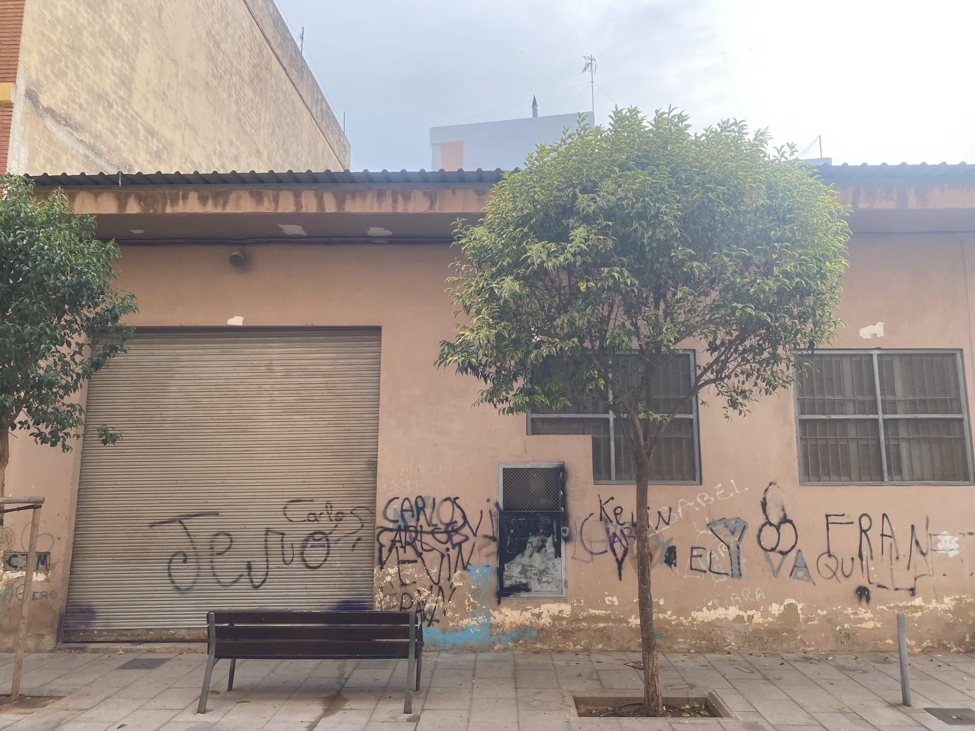 Exterior view of Premises for sale in Torrent  with Heating