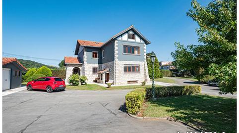 Foto 2 de Casa o chalet en venta en Calle  Ladredo, Camargo pueblo, Camargo