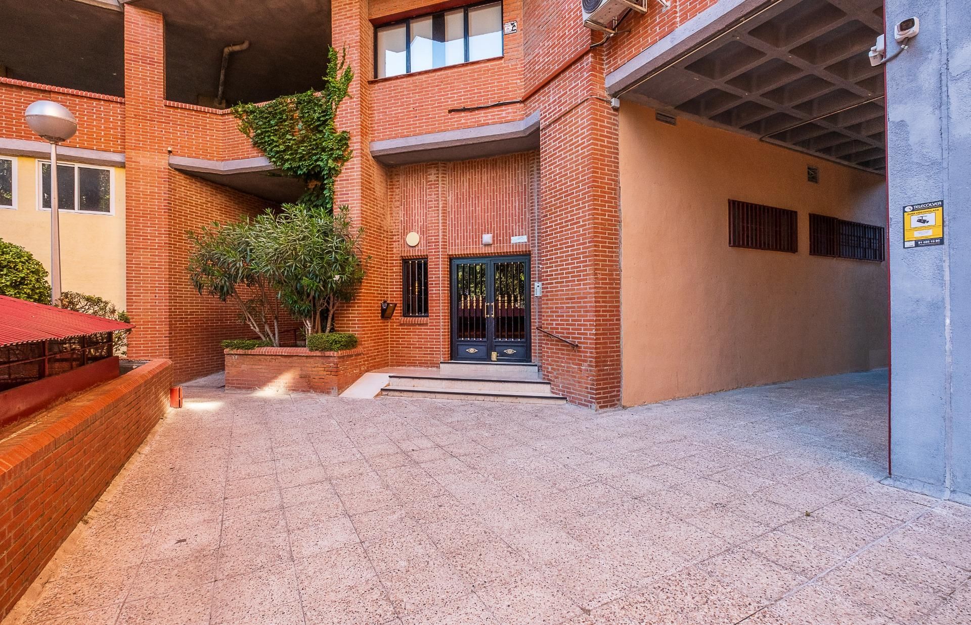 Exterior view of Flat for sale in Tres Cantos  with Heating, Private garden and Parquet flooring