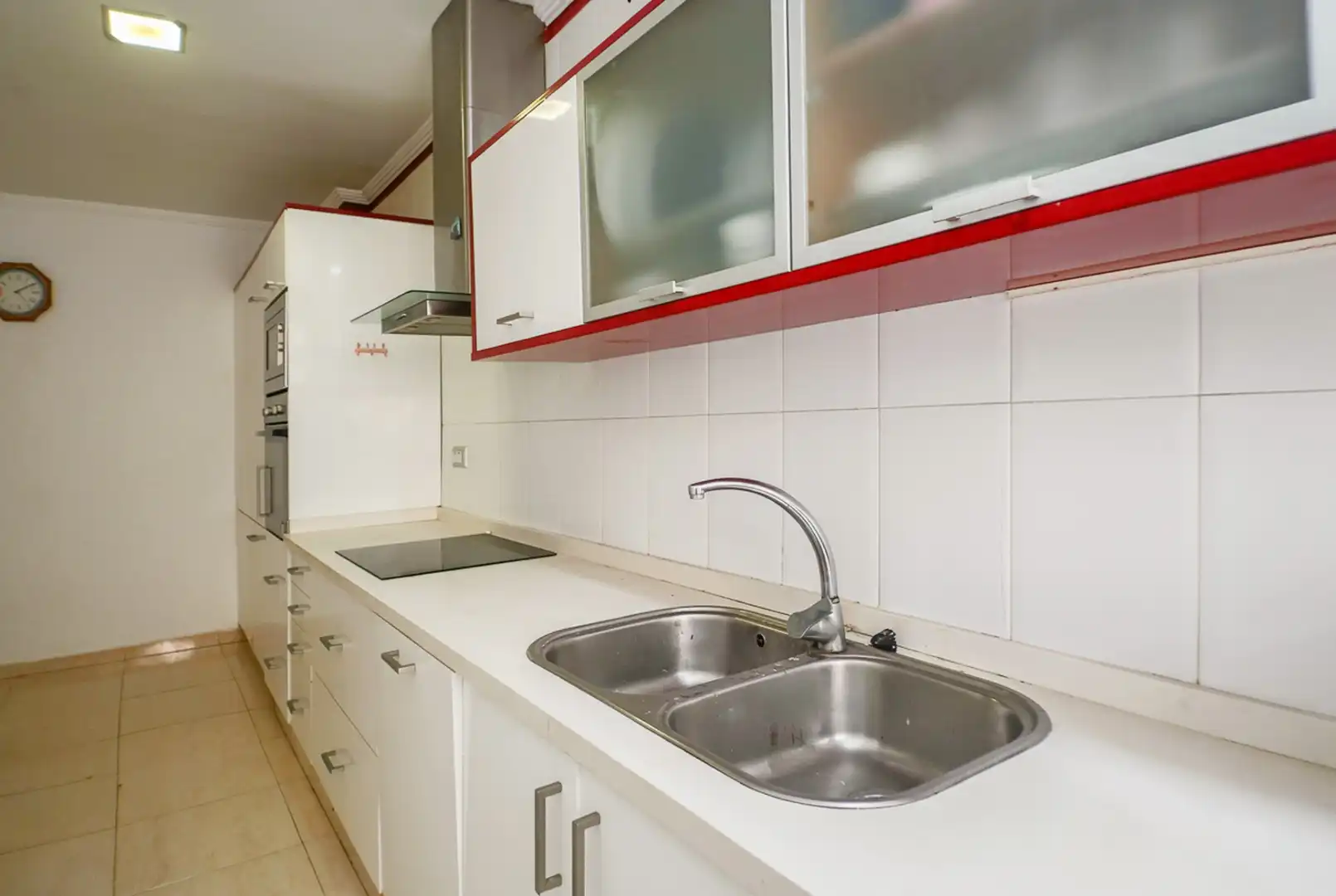 Cocina de Piso en venta en Las Palmas de Gran Canaria con Piscina comunitaria