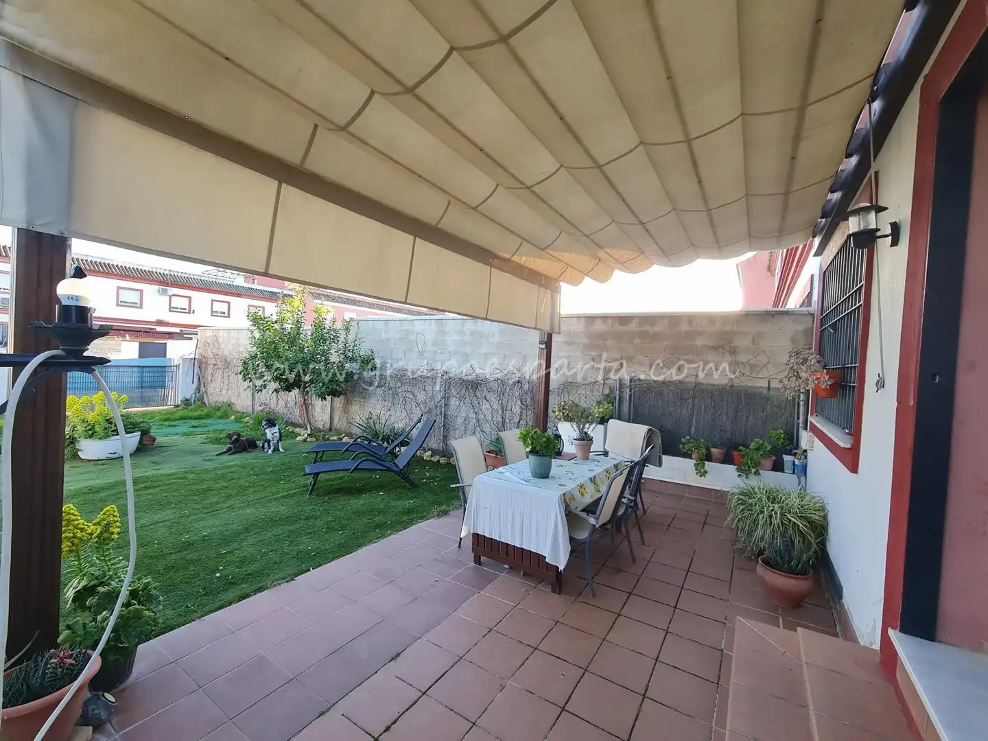 Terraza de Casa adosada en venta en Huévar del Aljarafe con Aire acondicionado, Jardín privado y Terraza