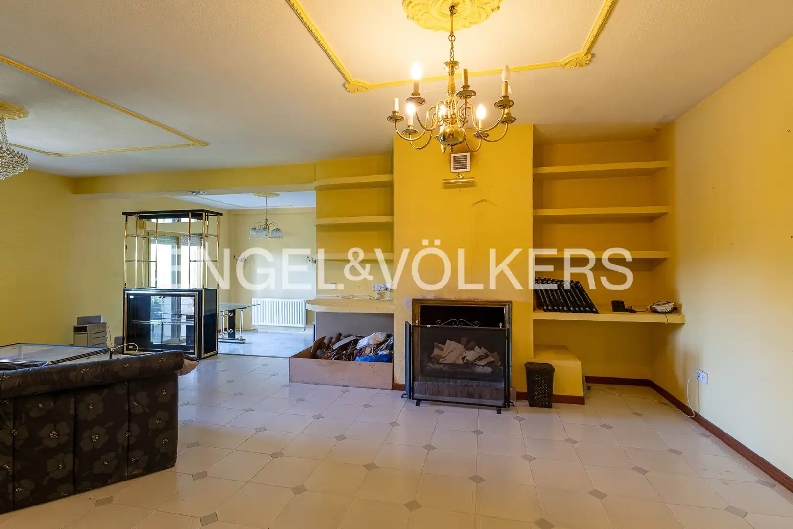 Sala d'estar de Casa o xalet en venda en Collado Villalba amb Calefacció, Jardí privat i Terrassa