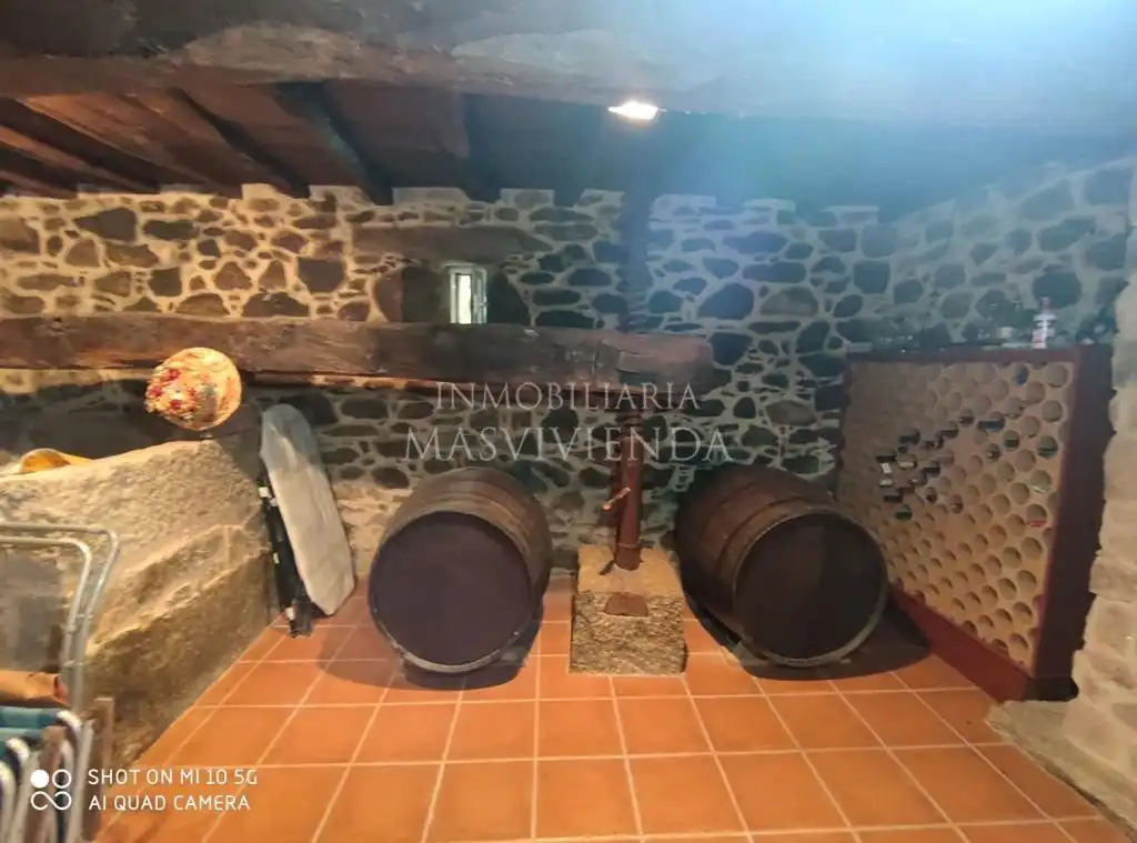 Casa o xalet en venda en Moraña amb Calefacció i Jardí privat