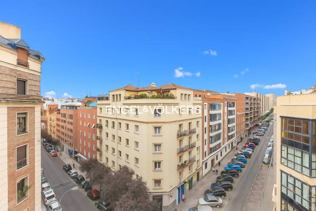 Apartamento en Venta en Ríos Rosas - Nuevos Ministerios