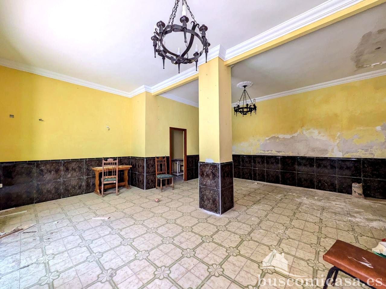 Comedor de Local en venta en Linares