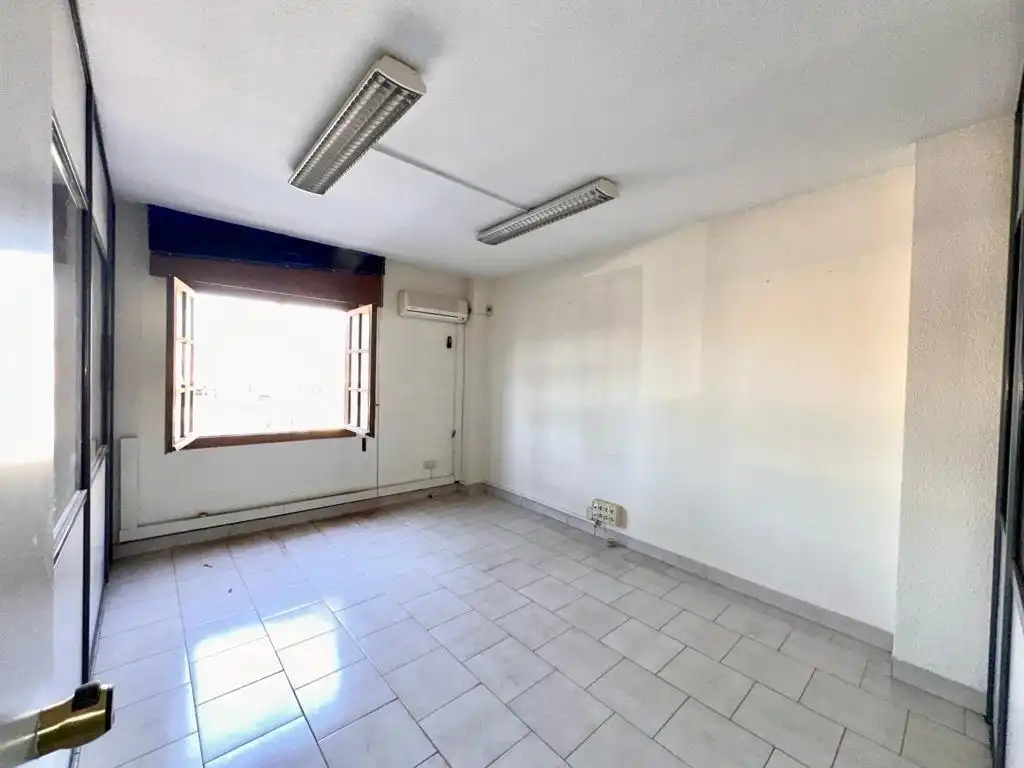 Office for rent in Roquetas de Mar