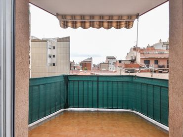 Pis amb balcó en venda a Carrer de Roca i Roca