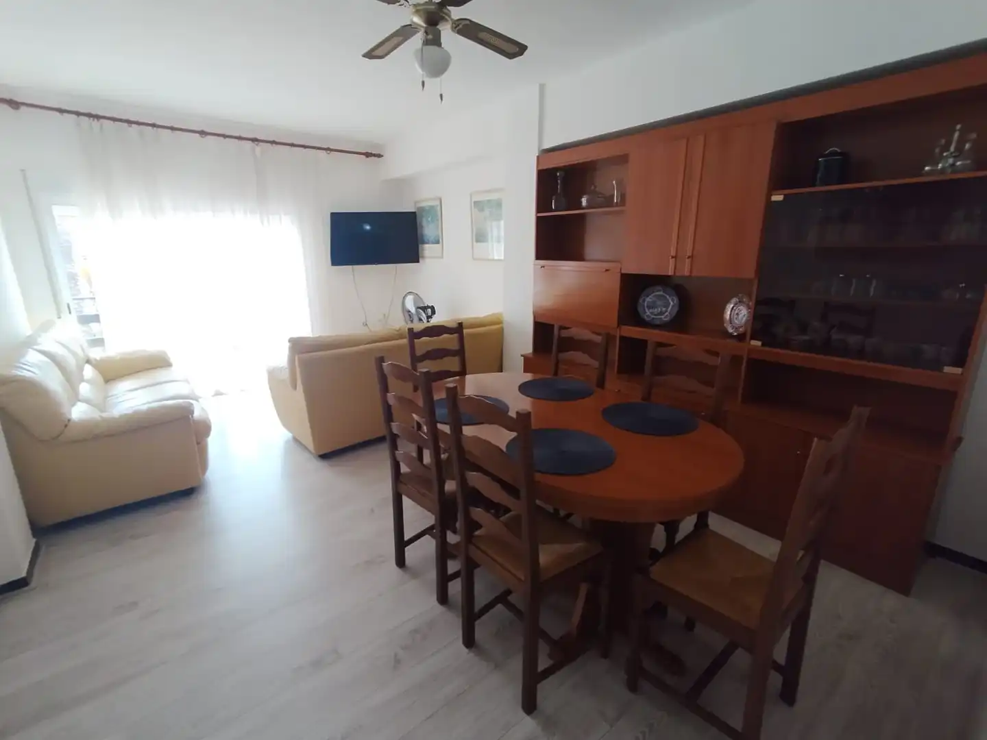 Sala d'estar de Pis en venda en La Ràpita amb Parquet, Moblat i Forn