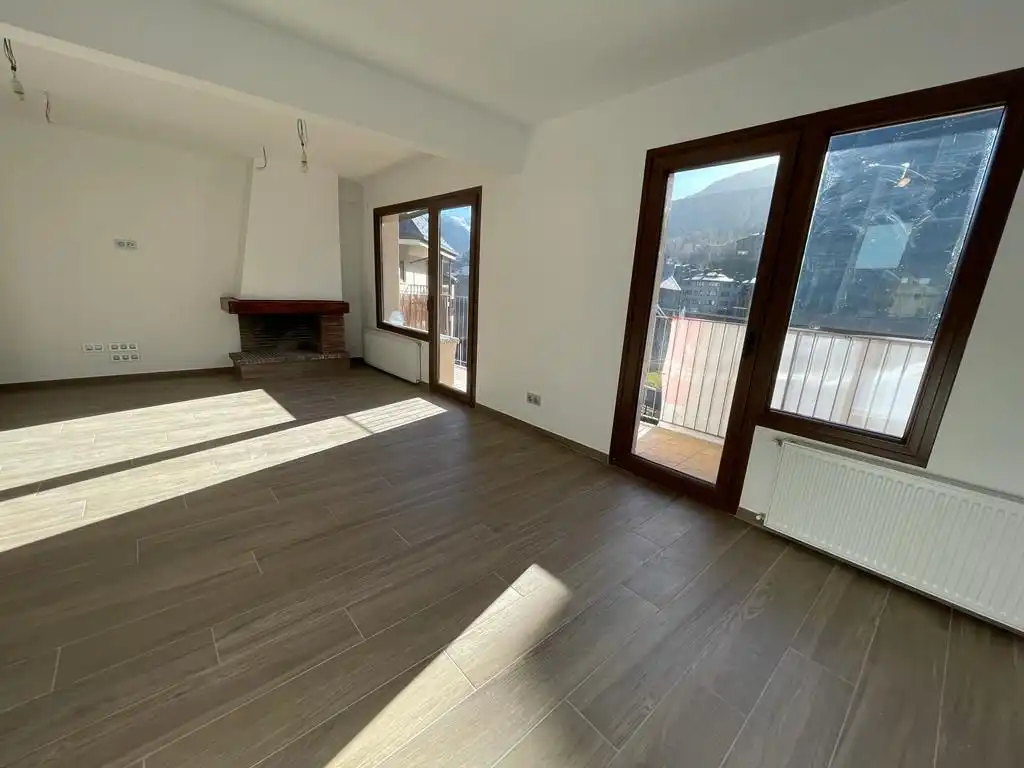 Sala d'estar de Dúplex en venda en La Massana amb Calefacció, Parquet i Terrassa